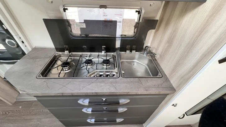 Fahrzeugbild Hobby De Luxe 545 KMF #10