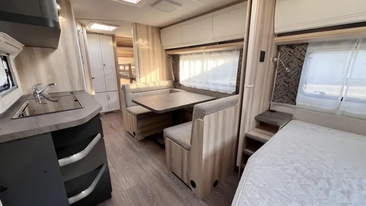 Fahrzeugbild Hobby De Luxe 545 KMF #12