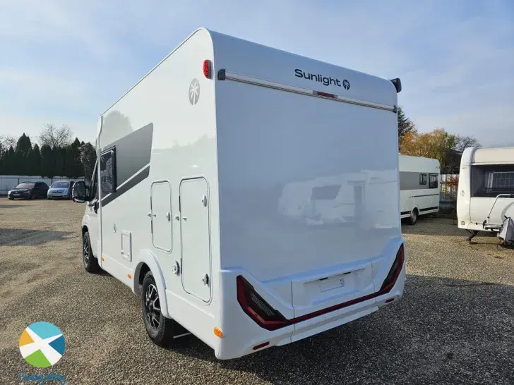 Schräg Hinten Sunlight V 60