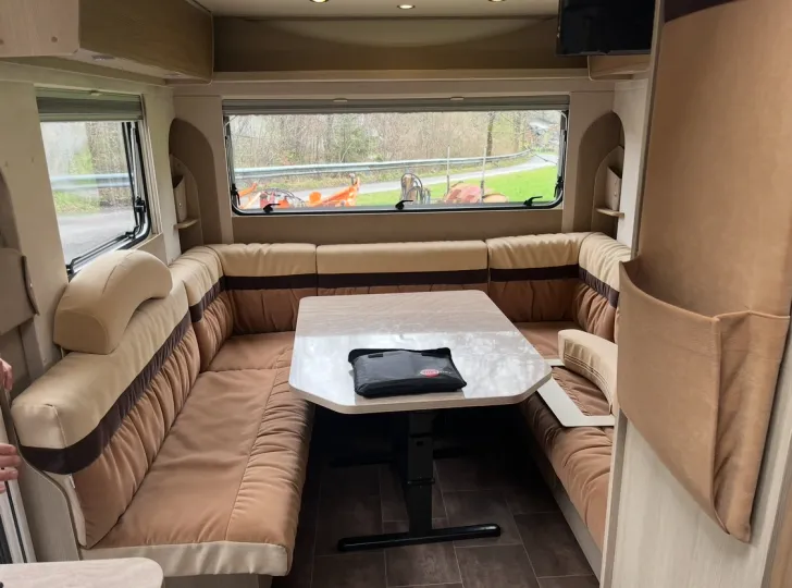 Fahrzeugbild Bürstner Averso Plus 510 TK #5