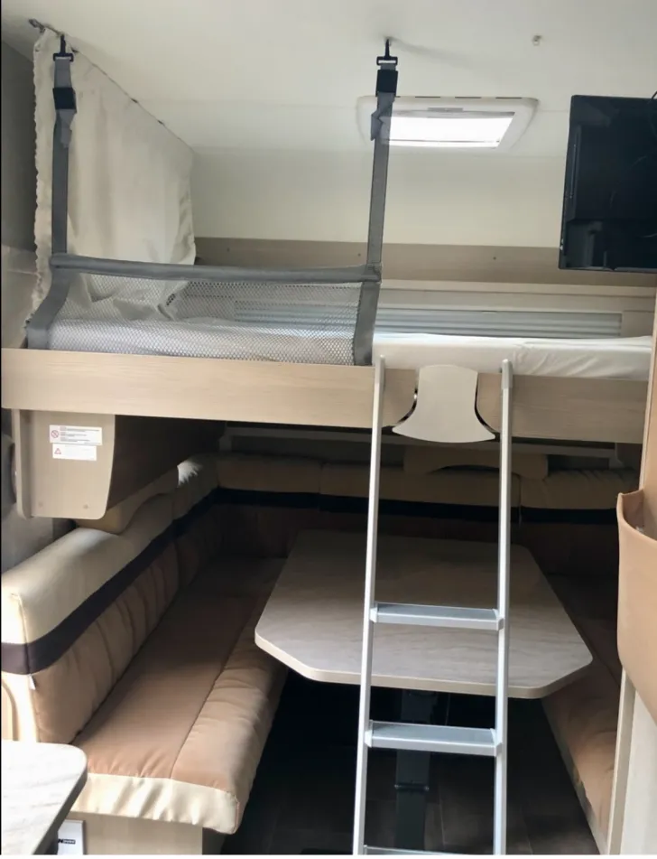 Fahrzeugbild Bürstner Averso Plus 510 TK #6