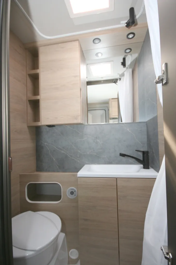 Fahrzeugbild Weinsberg CaraOne 400 LK #18