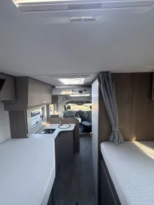 Sicht vorne-hinten Carado T 338 EDITION24 Ford 155 PS Automatik