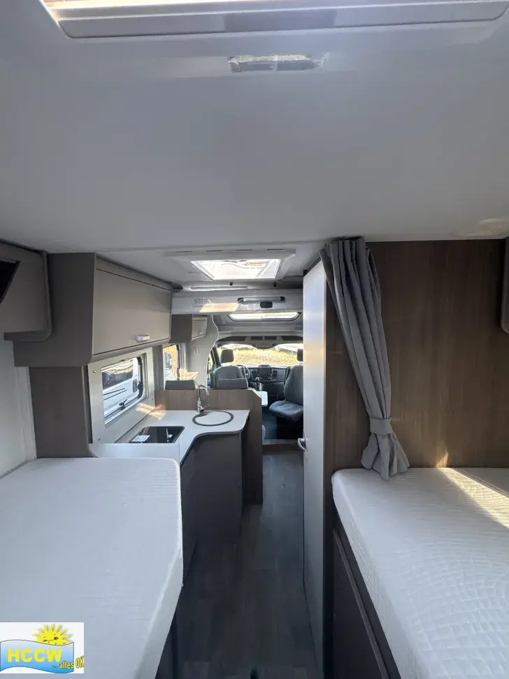 Sicht vorne-hinten Carado T 338 EDITION24 Ford 155 PS Automatik