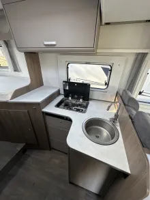 Küchen Carado T 338 EDITION24 Ford 155 PS Automatik