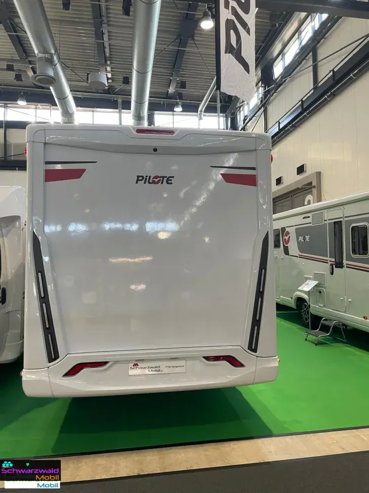 Fahrzeugbild Pilote G720FGJ EXPRESSION #2