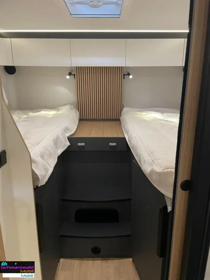 Fahrzeugbild Pilote G720FGJ EXPRESSION #9