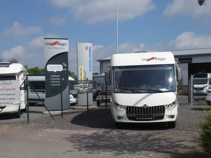 Fahrzeugbild Carthago chic c-line 5.5 XL LE 1.Hand #2