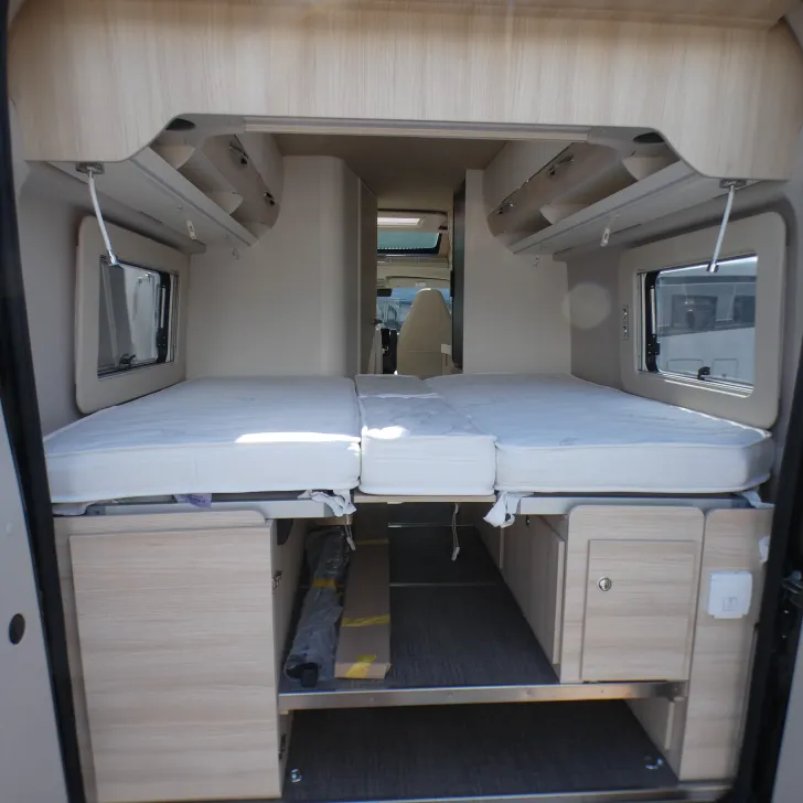 Fahrzeugbild Eura Mobil Van 635 EB Automatik, Solar #9