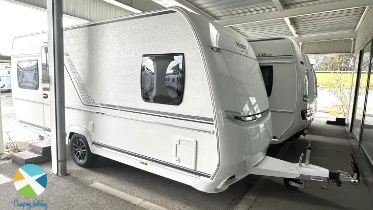 Frontal Vorne Fendt Apero 495 SFB