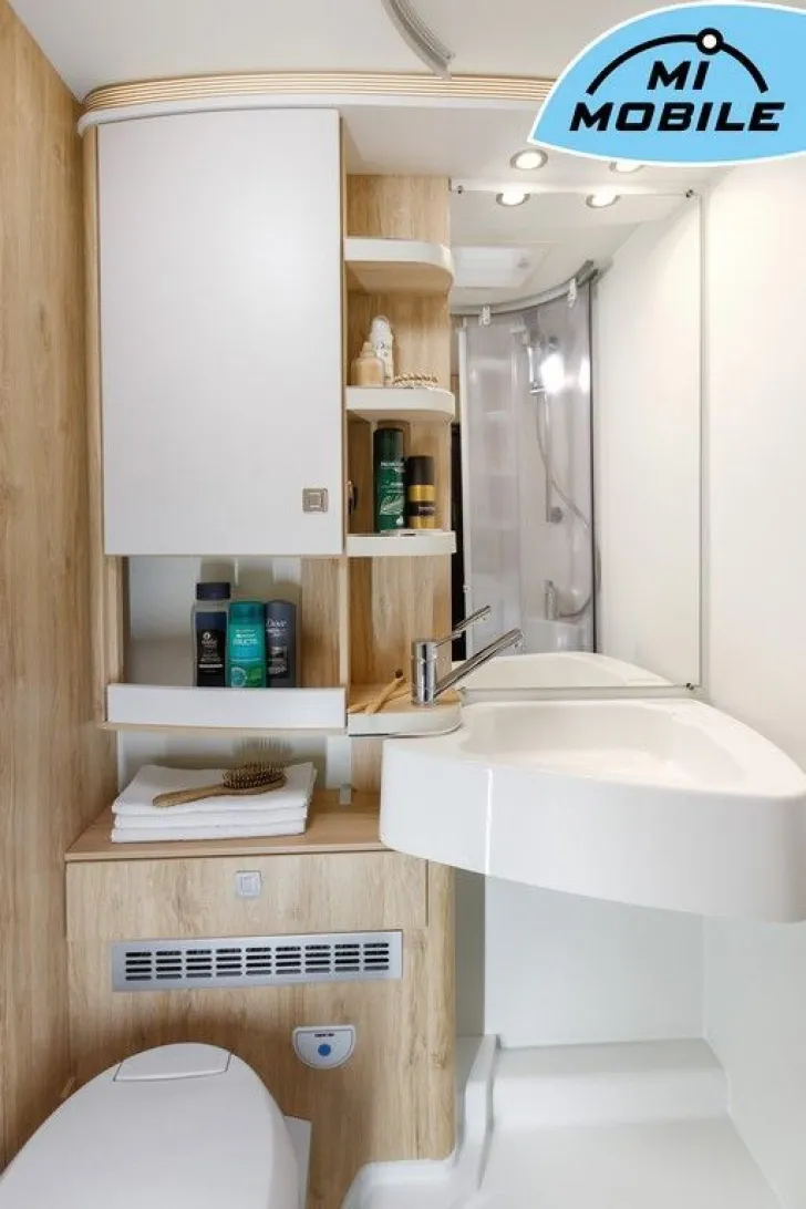 Fahrzeugbild Eura Mobil Profila T 676 EB *SCHAUSONNTAG 11-16 UHR* #23