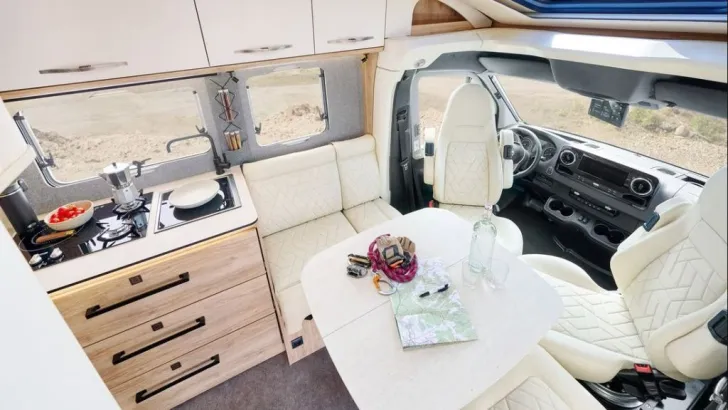 Fahrzeugbild Eura Mobil Xtura 686 EF *Liefertermin April 2026* #8