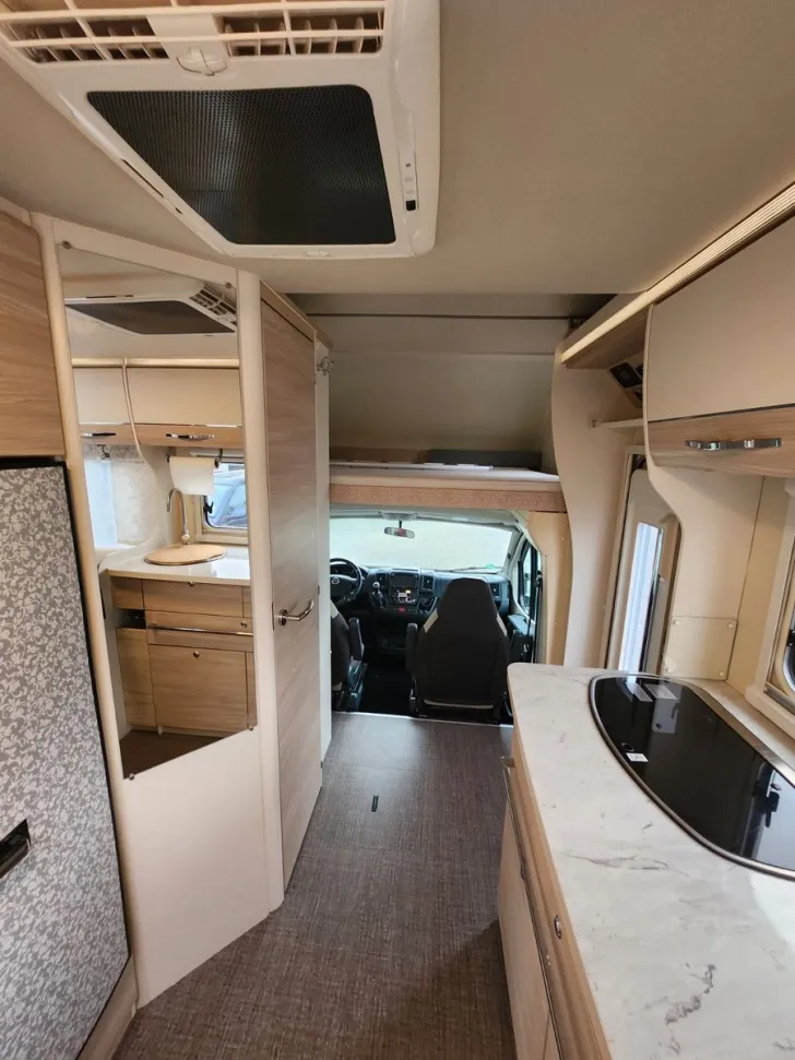 Fahrzeugbild Eura Mobil Activa One 570 HS *SCHAUSONNTAG 11-16 UHR* #11