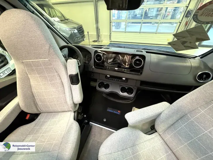 Fahrzeugbild Eura Mobil Profila T 696 EB alle Mondial Pakete #10