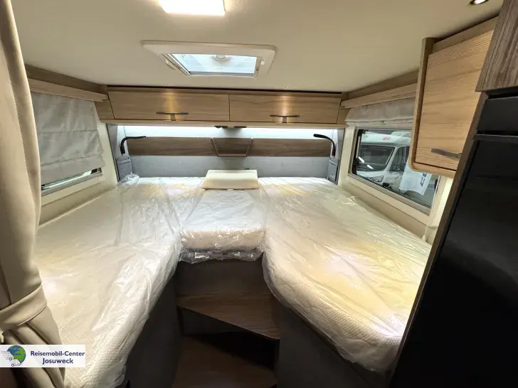 Fahrzeugbild Eura Mobil Profila T 696 EB alle Mondial Pakete #13