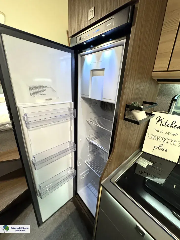 Fahrzeugbild Eura Mobil Profila T 696 EB alle Mondial Pakete #14