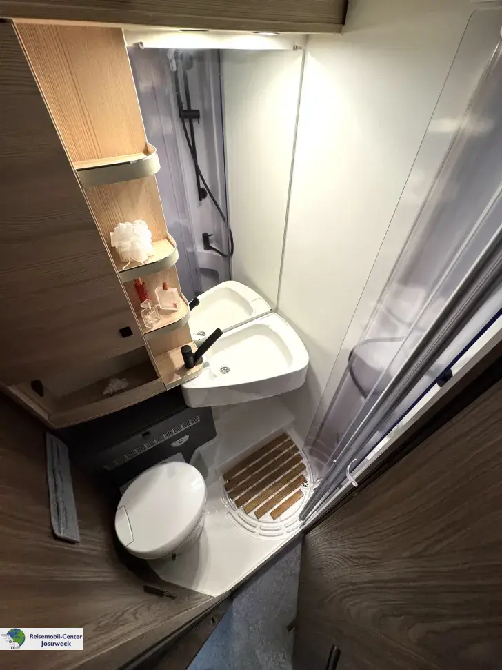 Fahrzeugbild Eura Mobil Profila T 696 EB alle Mondial Pakete #15