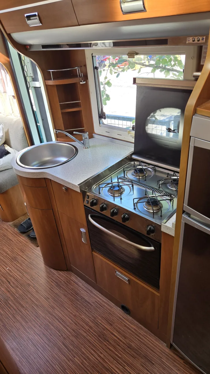 Fahrzeugbild Laika Kreos 3001 #6