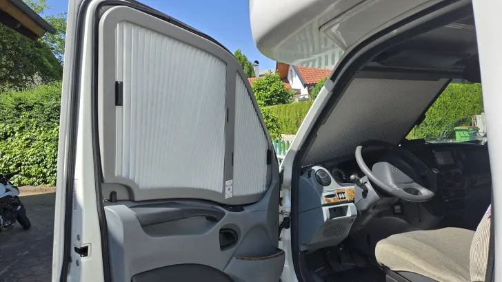 Fahrzeugbild Laika Kreos 3001 #11