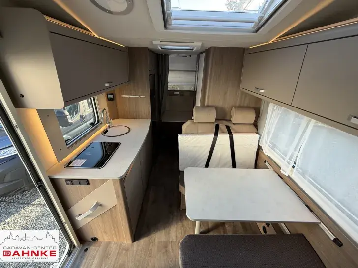 Fahrzeugbild Carado A 361 PRO Automatik, Fußbodenhzg. #9