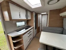 Fahrzeugbild Hobby De Luxe 545 KMF #7