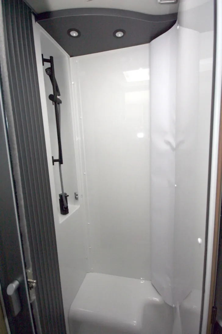 Fahrzeugbild Knaus L!VE TI 650 MEG Platinum Selection #23