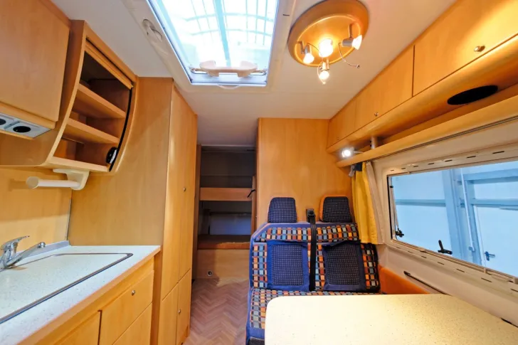 Fahrzeugbild Bürstner A 576-2active/Etagenbetten/Markise/dop.Boden/DPF #5