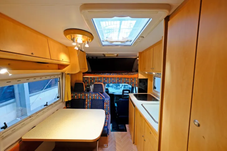 Fahrzeugbild Bürstner A 576-2active/Etagenbetten/Markise/dop.Boden/DPF #6