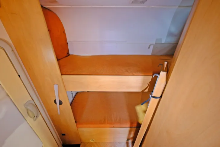 Fahrzeugbild Bürstner A 576-2active/Etagenbetten/Markise/dop.Boden/DPF #8