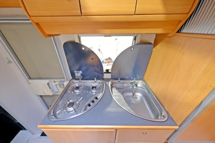 Fahrzeugbild Knaus Sun Traveller 501/DPF-Grün/Markise/TÜV 20-2027 #10