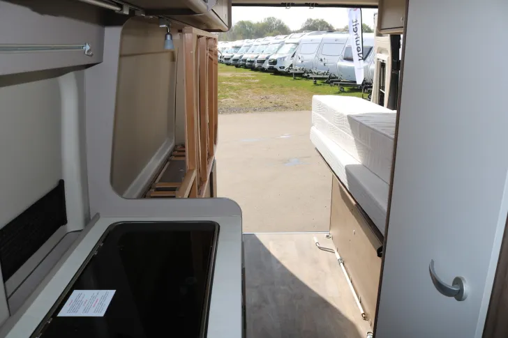 Fahrzeugbild Carado Camper Van CV 640 AT9G+EX Mietfahrzeug 2025 #14