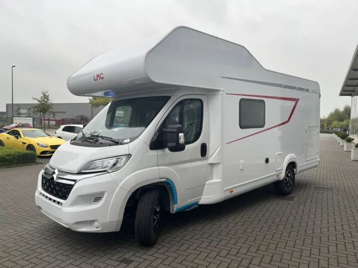 Fahrzeugbild LMC Tourer A 690 #4