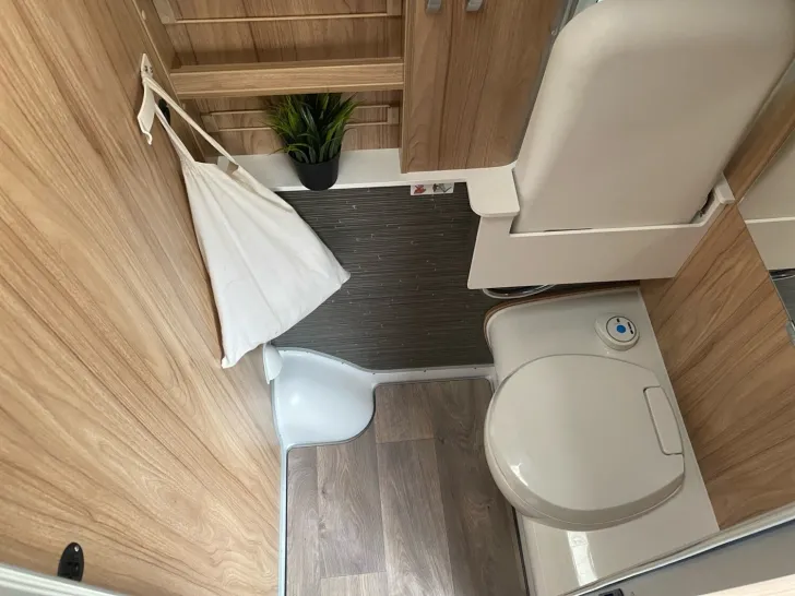 Fahrzeugbild Grand Canyon S CrossOver Mercedes HYMER B1 BLACK WEEKS #15