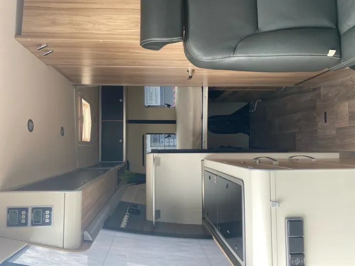 Fahrzeugbild Grand Canyon S CrossOver Mercedes HYMER B1 BLACK WEEKS #18