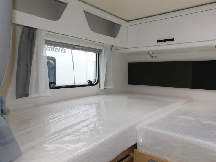 Fahrzeugbild Sunlight T 67S Hubbett, AWT isoliert, großer Kühlschrank #13