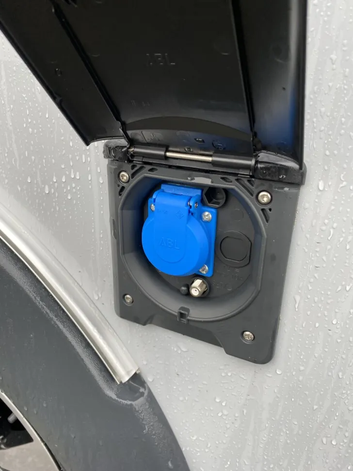 Fahrzeugbild Knaus Südwind 60 YEARS 650 PXB #27