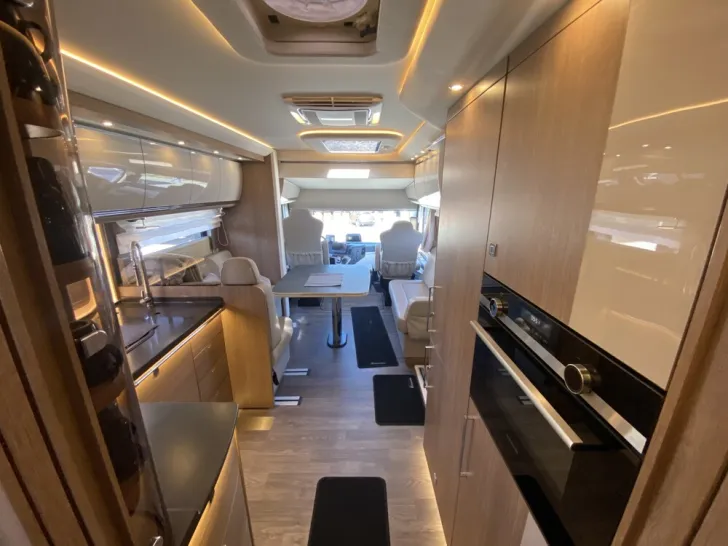 Fahrzeugbild Morelo Empire Liner 105 GO #24