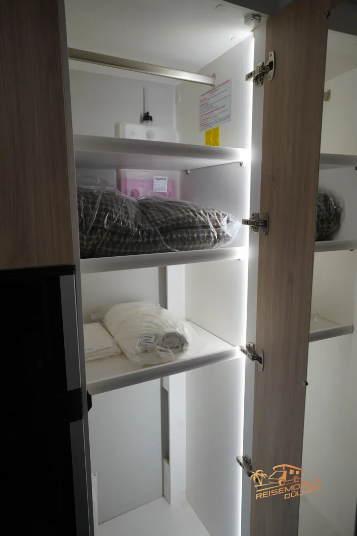 Fahrzeugbild Frankia Platin I 8400 GD Platin 5,5 #13