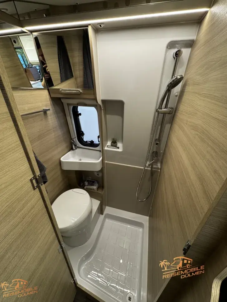 Fahrzeugbild Forster Vantasy FV636HB #19