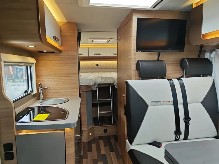 Fahrzeugbild Weinsberg CaraCompact EDITION PEPPER 600 MEG TV LTE LITHIU #18