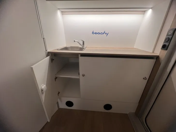 Fahrzeugbild Hobby Beachy 450 #5