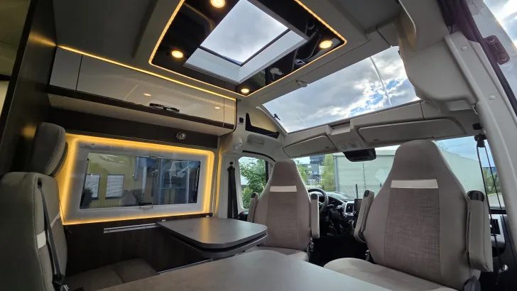 Fahrzeugbild Pössl Summit PRIME 640 ......  mit Längsbetten #6