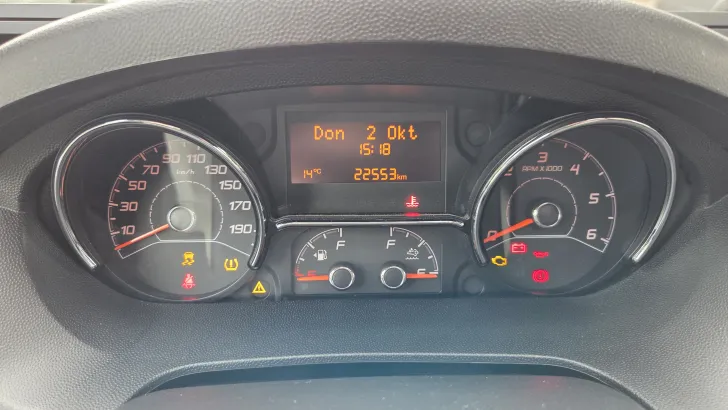 Fahrzeugbild Pössl Summit PRIME 640 ......  mit Längsbetten #9