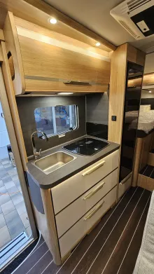 Fahrzeugbild Knaus Sky TI 650 MEG Platinum Selection Klima* Energy Plus Paket * uvm #18