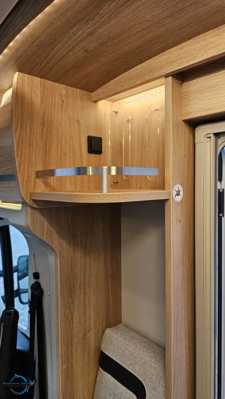 Fahrzeugbild Knaus Sky TI 650 MEG Platinum Selection Klima* Energy Plus Paket * uvm #19