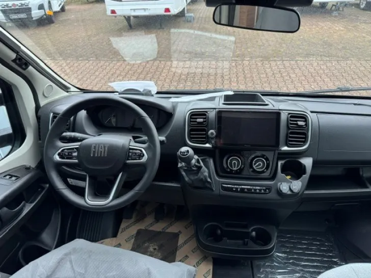 Fahrzeugbild Weinsberg CaraSuite 650 MF #4