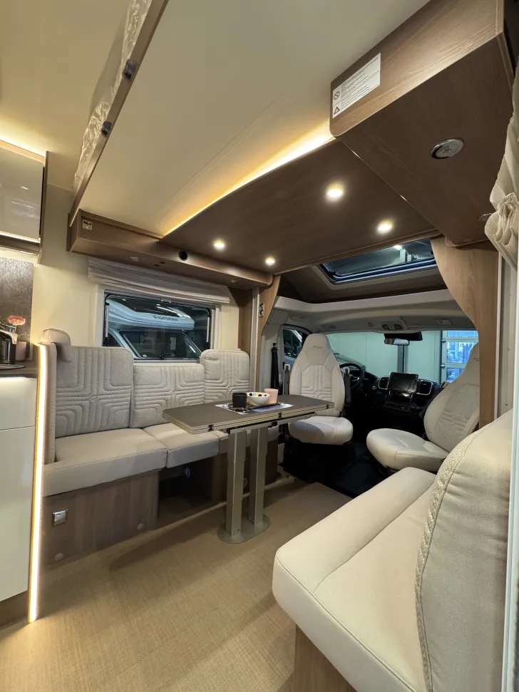 Fahrzeugbild Bürstner Lyseo TD 594 Harmony Line Winter-Komfort Paket #13