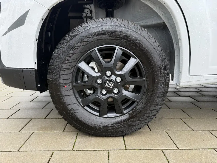 Fahrzeugbild Sunlight VAN ADVENTURE ED V 67 S #4