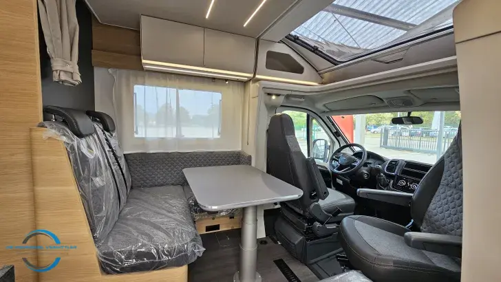Fahrzeugbild Adria Matrix Axess 600 SL Hubbett * Solar * AHK *Mearkis #11