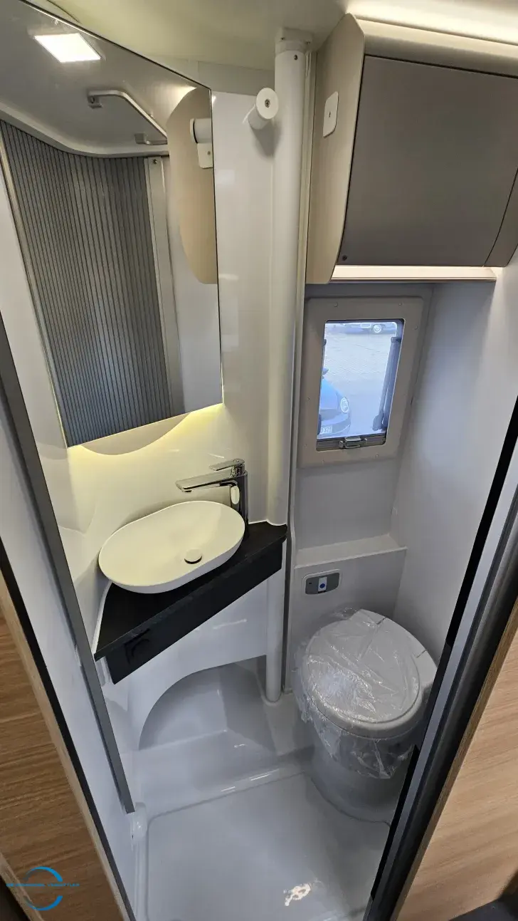 Fahrzeugbild Adria Matrix Axess 600 SL Hubbett * Solar * AHK *Mearkis #15